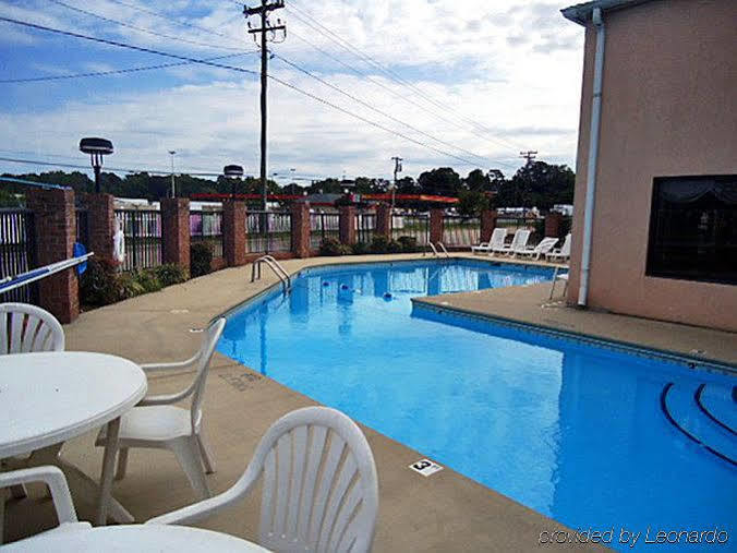 Super 8 By Wyndham Kannapolis Exteriör bild